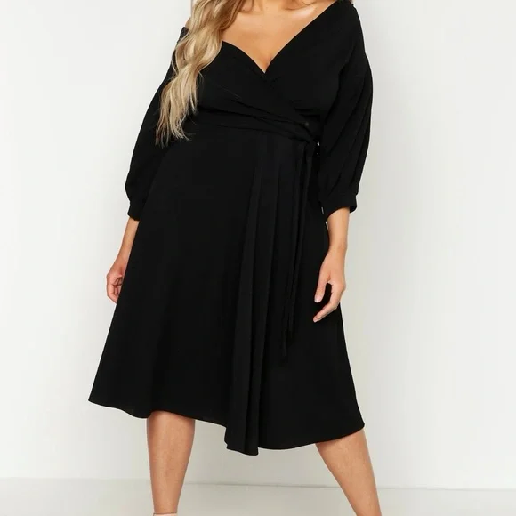 pleated cut out midi dress Ecru Fluid Pleated Cut-Out Midi Dress L